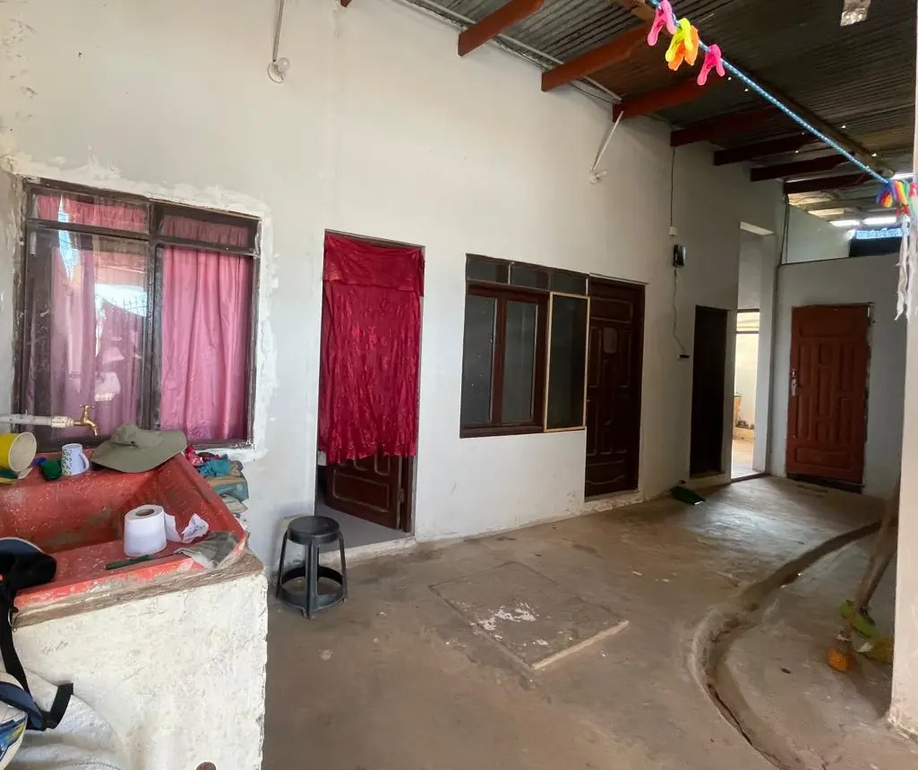 Casa con tiendas - Foto 6 en Santa Cruz